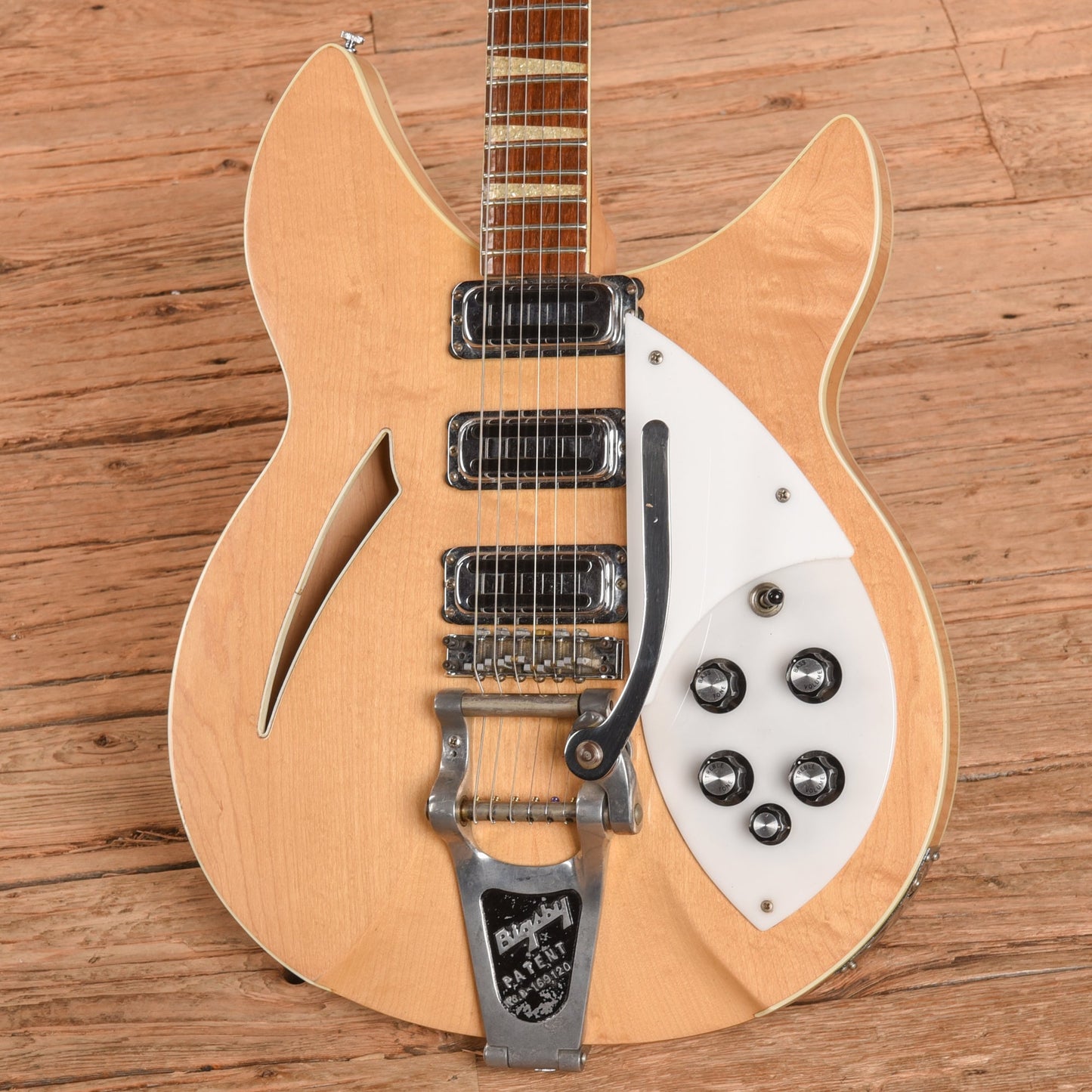 Rickenbacker 370 OS Mapleglo 1968