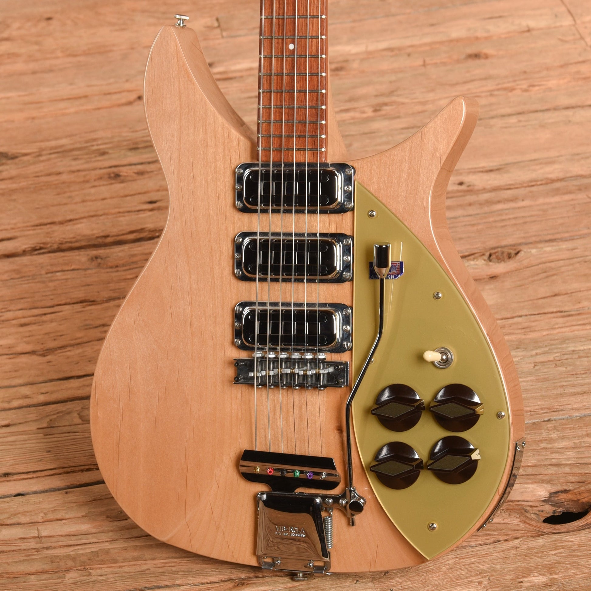 Rickenbacker Model 325C58 Mapleglo