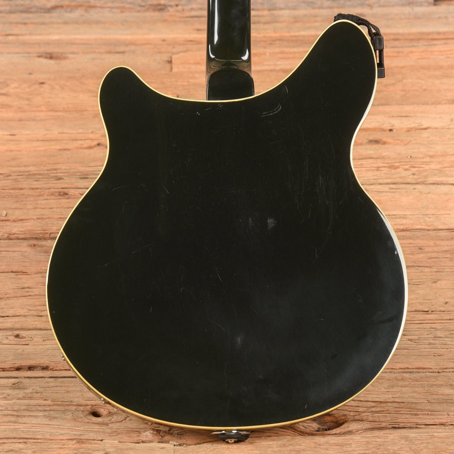 Rickenbacker 360-12 Jetglo 1980 - John Oates