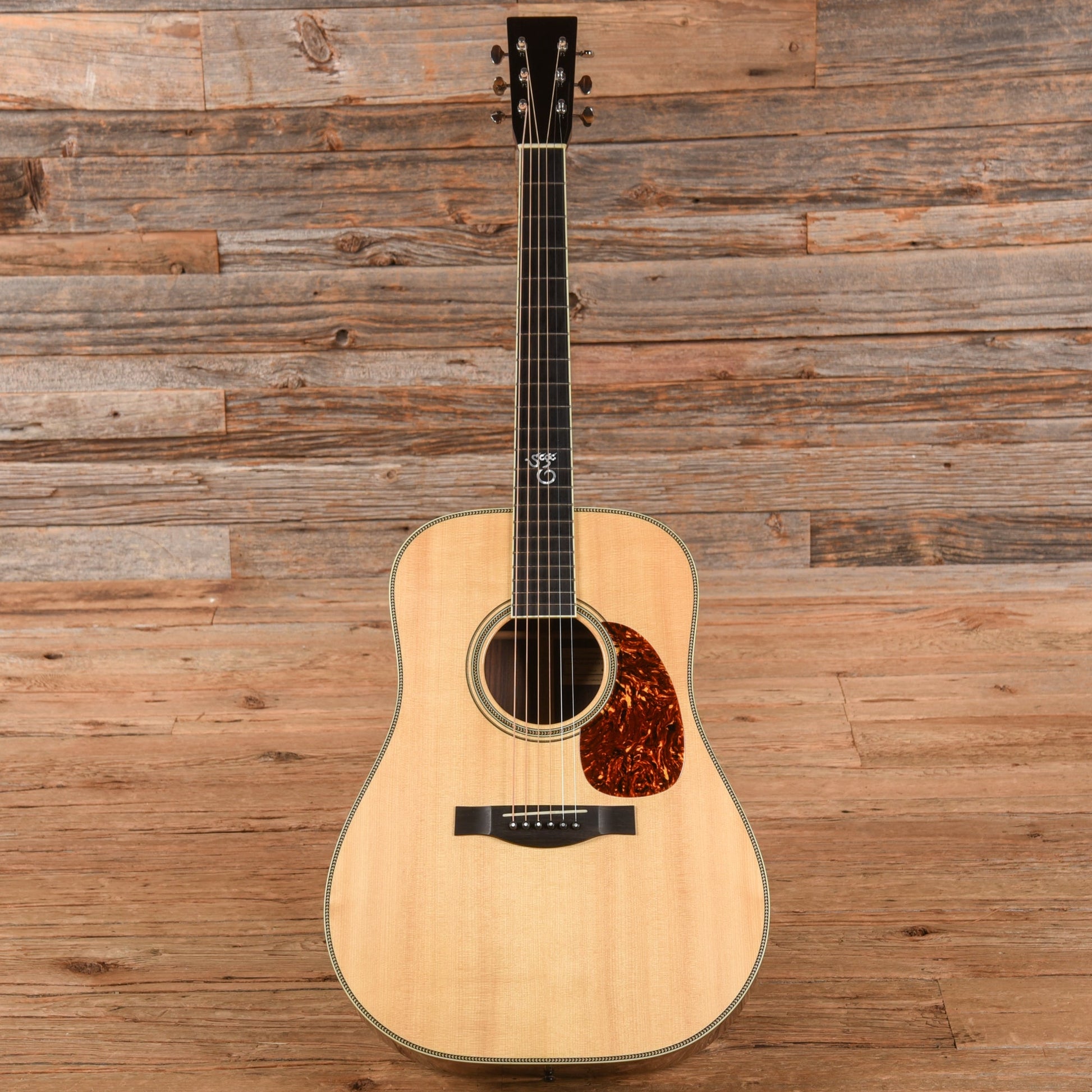 Santa Cruz Model D Natural