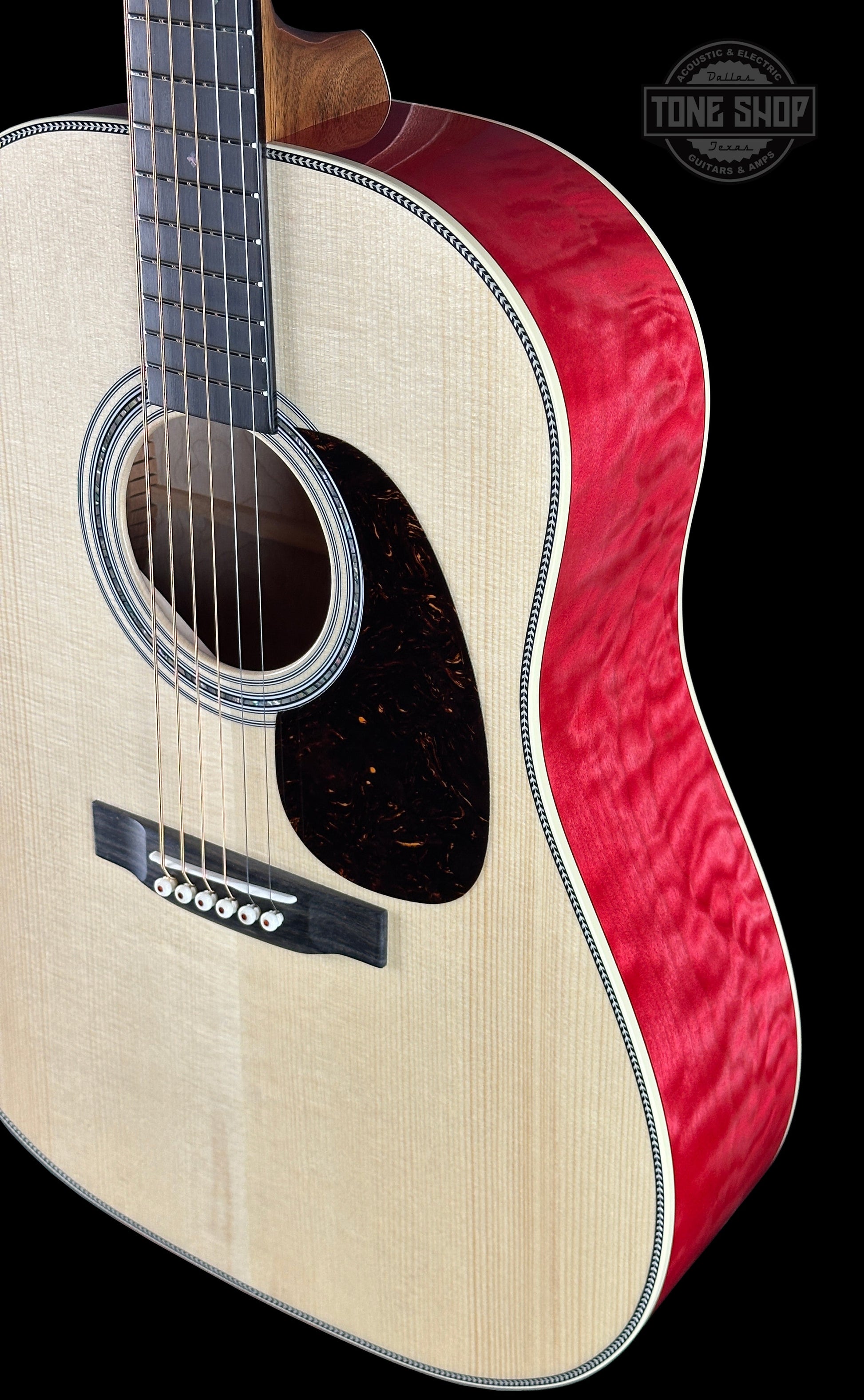 Martin Custom Shop Dread Slope Shoulder 28 Style Adirondack/ Quilted Maple w/case 2981104