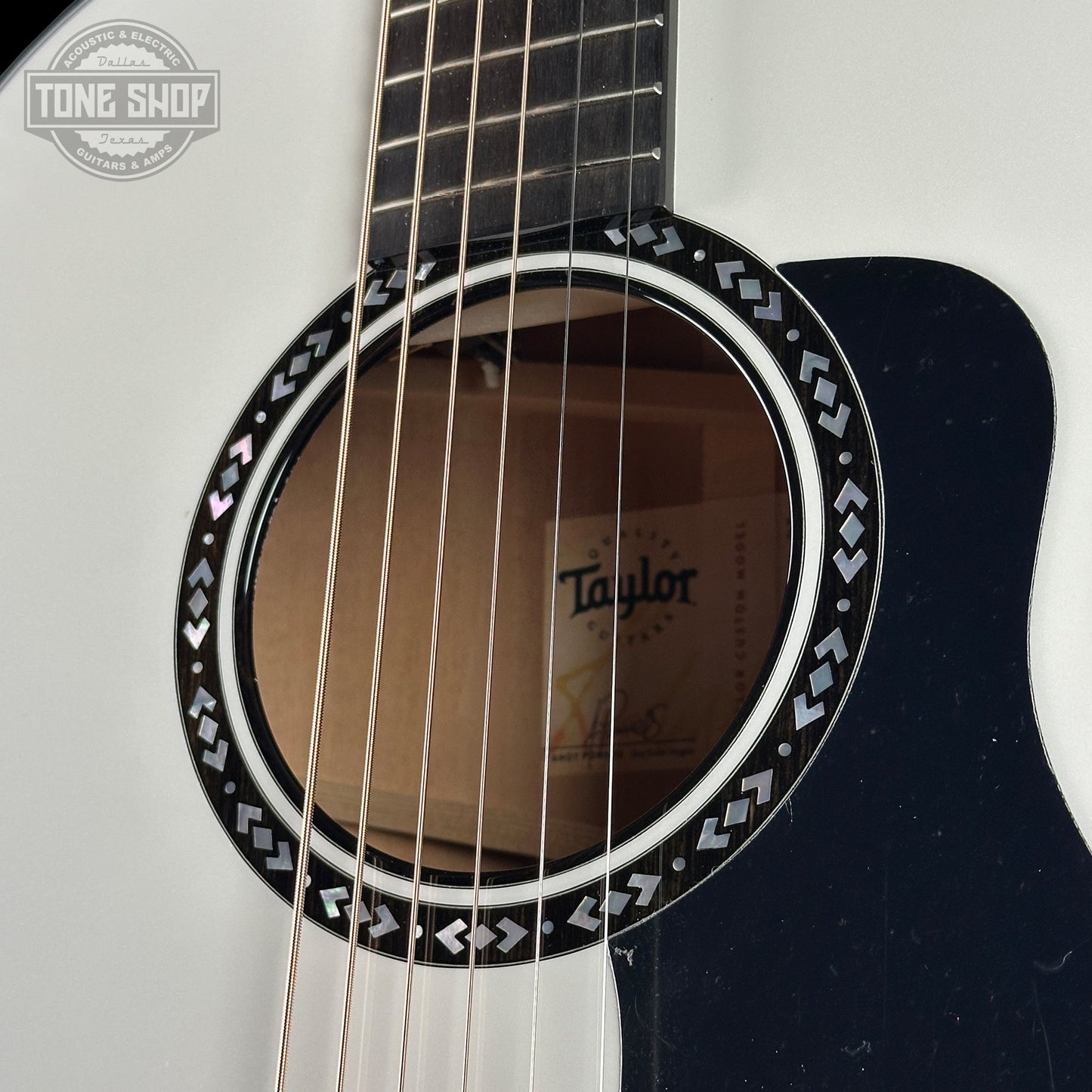 Taylor Custom Grand Pacific Pearl White w/case