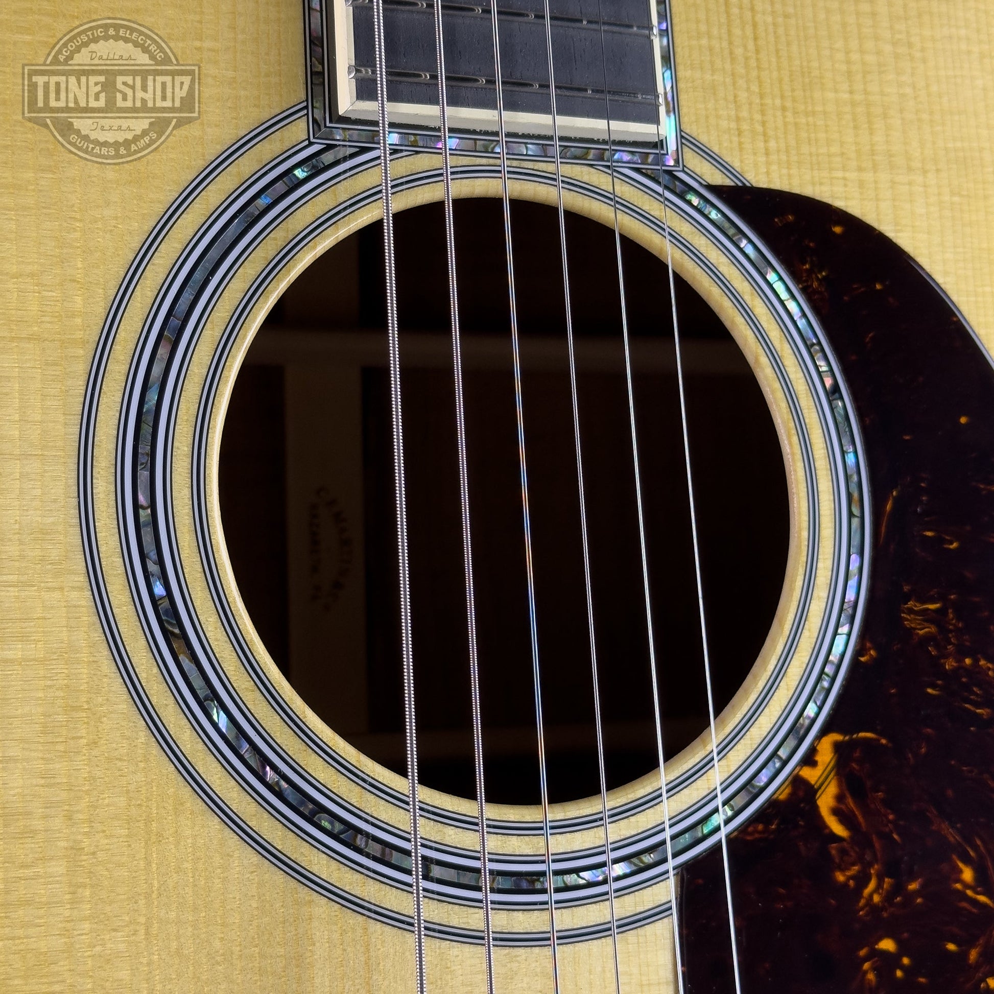 Martin Custom Shop Dread 45 Style Adirondack/Exceptional Broad Figure Koa w/case 2964096