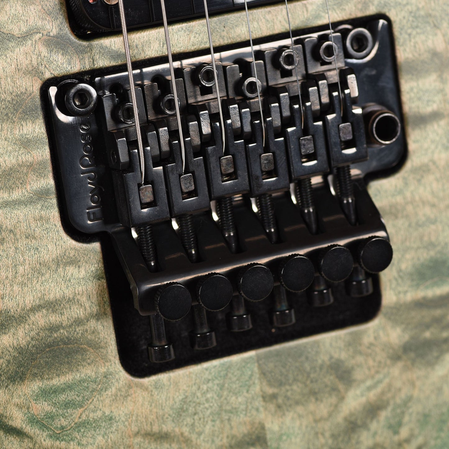 Suhr Custom Modern Faded Trans Green Burst w/CME-Selected Quilt Maple Top