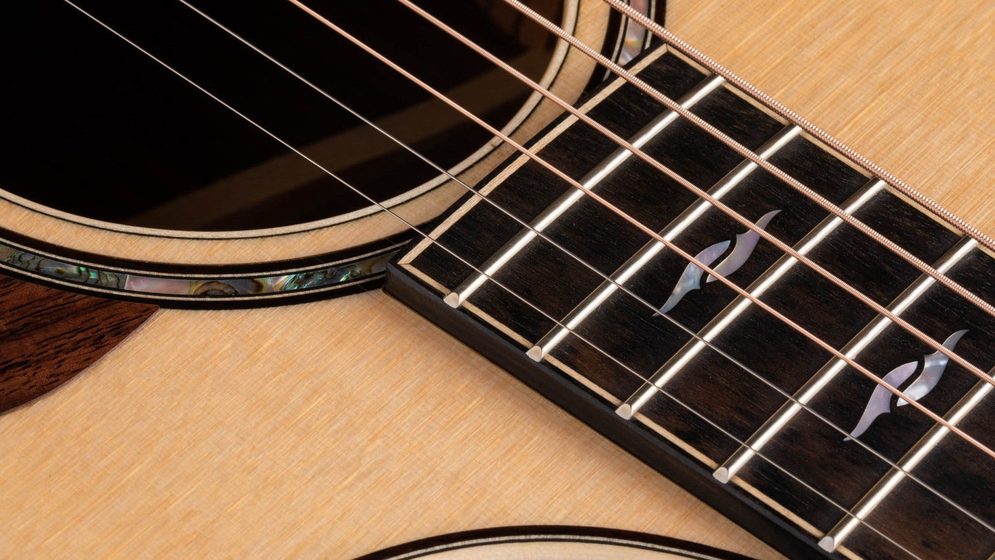 Taylor 812ce 12-Fret acoustic Guitar