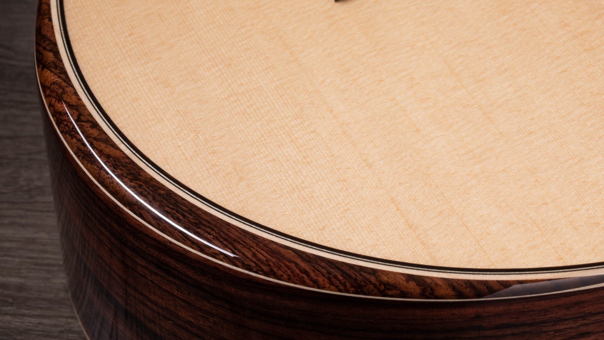Taylor 812ce 12-Fret acoustic Guitar
