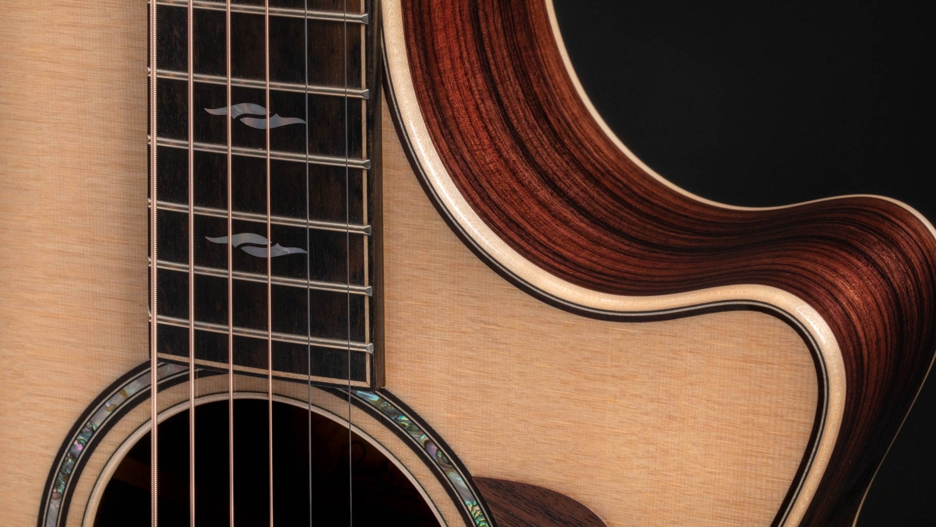 Taylor 812ce 12-Fret acoustic Guitar