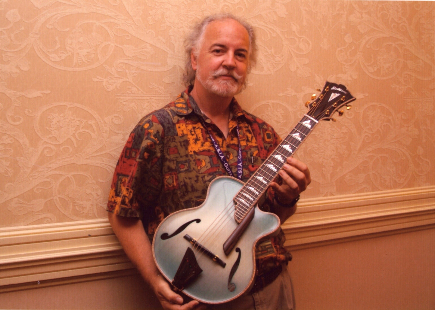 Monteleone 'Il Bambino' Mini Archtop #225
